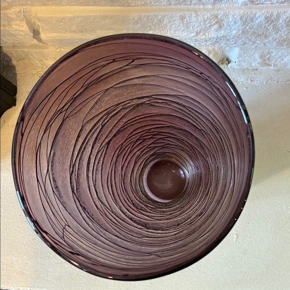 Elegant Purple Glass Vase - Picture 2 of 5